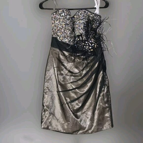 Karishma Glam Butterfly Formal Mini Dress Women's Size 6 Avant Garde Must Have - Picture 2 of 13